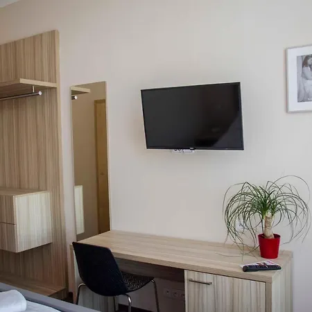 Otel Mini Akord 3*